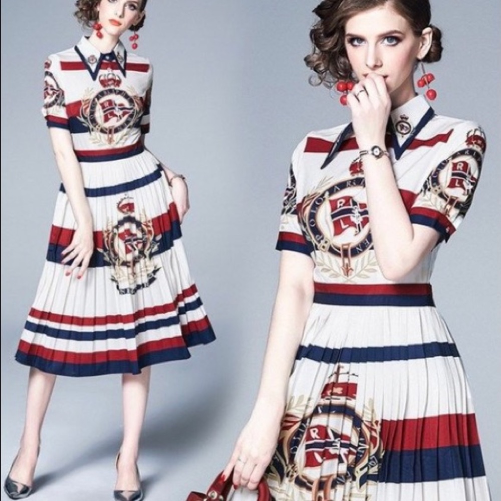 Fashionable Short Sleeve Dress with Pleated Skirt NWOT